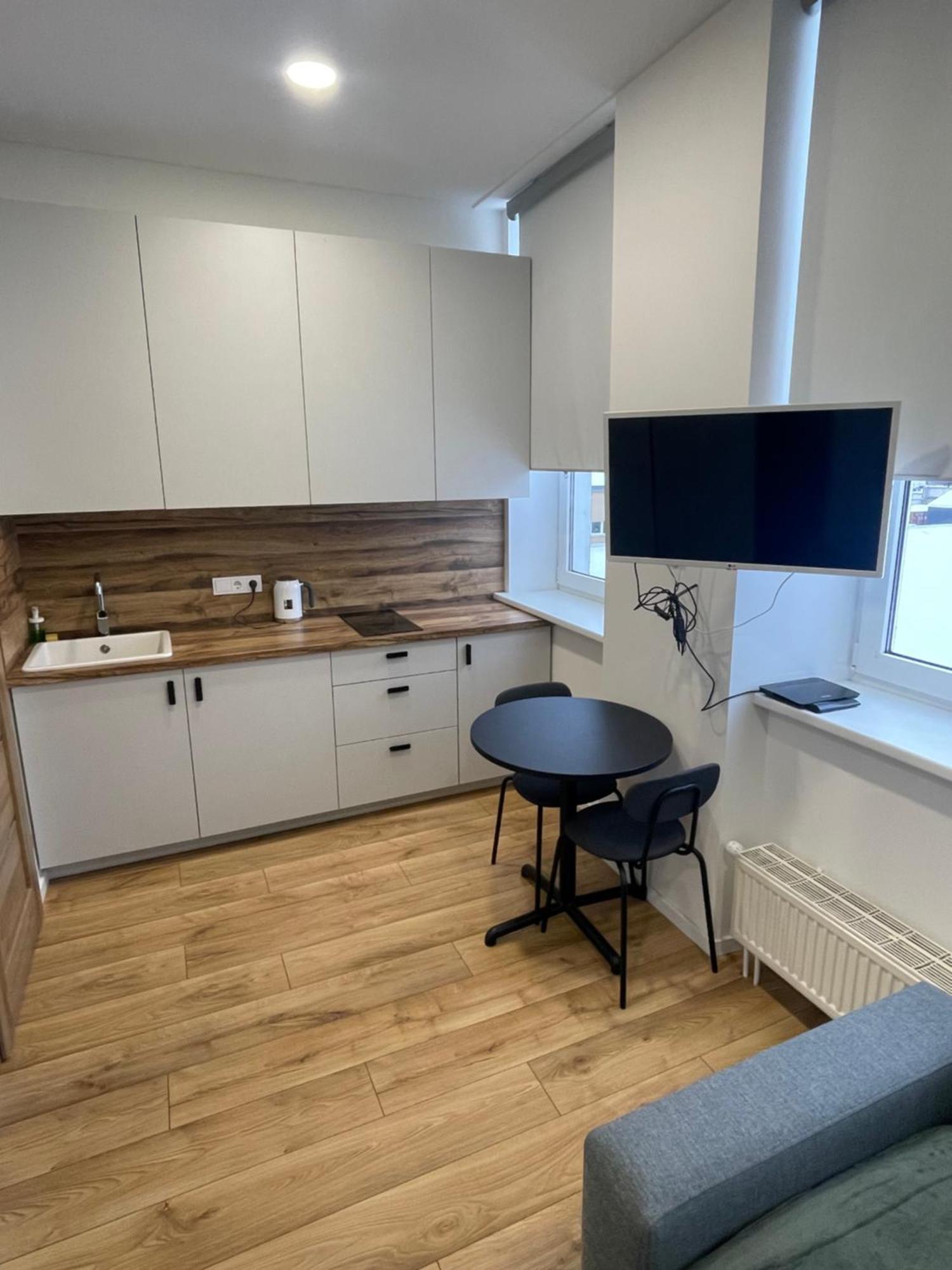 Airport Apartment 32 Self Check-In Free Parking Аеропорт Вільнюс Екстер'єр фото